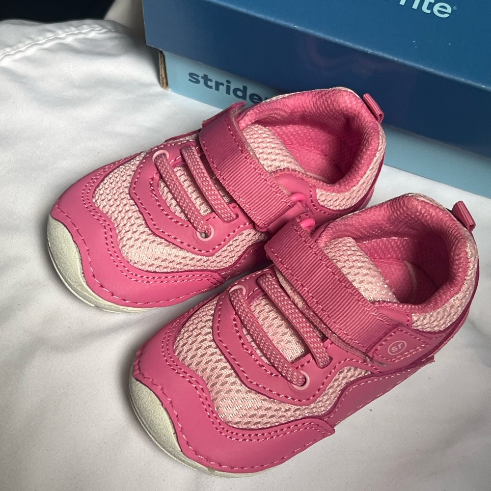 Stride Rite Pink Baby Walkers with Cushioned Sole and Breathable Mesh
